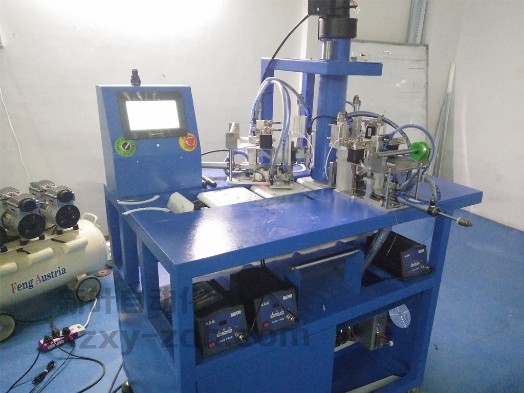 LED���͵��Զ����ӻ�